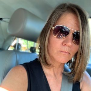 Meet your Posher, Christy